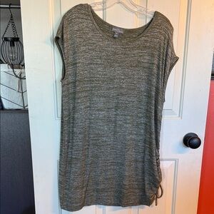 Market & Spruce Heathered Green Tunic Top